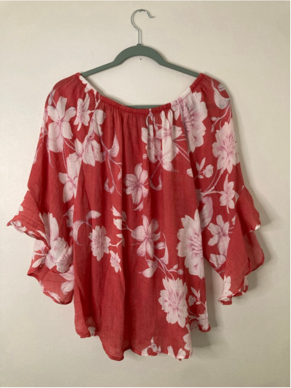 Olivia & Martin Coral White Floral Off-Shoulder Boho Ruffle Blouse Tie-Hem 2X - Picture 2 of 9